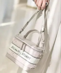 ⭐︎新品タグ付⭐︎ 定価12980円　ジルスチュワート⭐︎ バンドオブバニティ