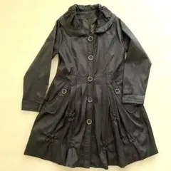 ブラック トレンチコート 黒　ミドル丈フレアコートデザインがオシャレ訳あり