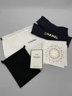 CHANEL シャネル　ホリデー限定ラッピング　ノベルティ