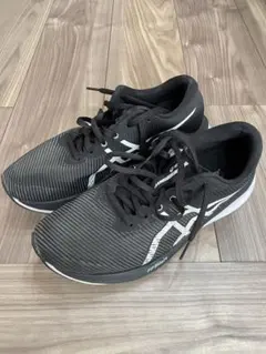 asics MAGIC SPEED ブラック/ホワイト