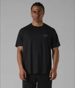 【新品】 on テニス XLサイズ Court T イガ シフィオンテク オン 新品】 on テニス XLサイズ Court T イガ シフィオンテク オン - メルカリ