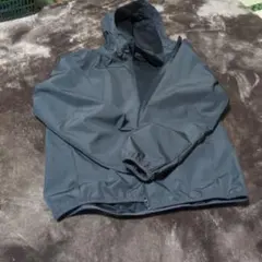 ダークグレー マウンテンパーカー 100%ポリエステル