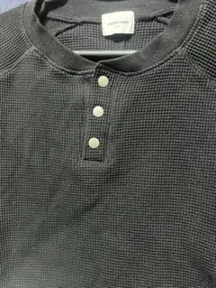 ブラック ヘンリーネックサーマル