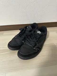 Travis Scott × Nike Air Jordan 1 Low