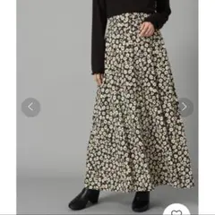 ローリーズファーム ❤︎ スカート　ロング　花柄　フレア　プリーツ　台形　ブラック