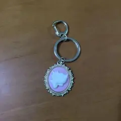 マリー　カメオ風　キーホルダー　ディズニーストア