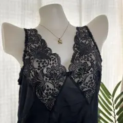 FU125 高級感♪綺麗な花柄レース　スリップ　85-95 ブラック