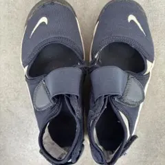 Nike ナイキ　ネイビー エアリフト　18cm