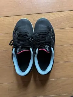 asics キッズスニーカー 21.5cm