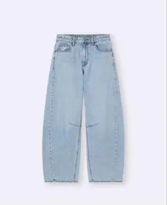 GU バレルレッグジーンズ