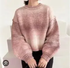 ピンクグラデーションニット　LOWRYS FARM