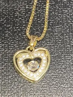 ハート型ネックレス　ゴールドネックレス　18金鍍金　18kgp
