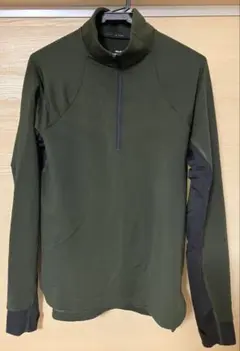 アンダーアーマー　ハーフジップフリース　メンズMサイズ