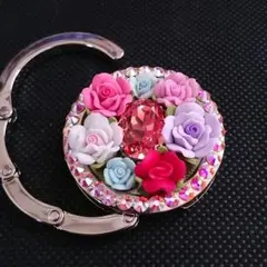 【最終価格】一点物☆スワロフスキーエレメント使用☆バックハンガー【大石×薔薇】