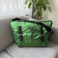 プラダ ナイロン メッセンジャーバッグ ショルダー グリーン BT0696 