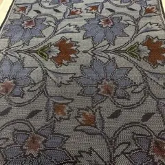 799ー3 着物　大島紬 　花唐草模様　　正絹