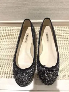 DIANA ブラック グリッター フラットシューズ 24.5cm