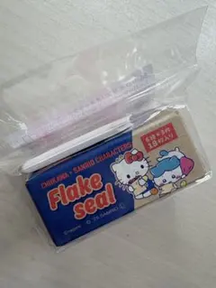 ちいかわ×サンリオキャラクターズ スーパーマーケットな箱付きフレークシール