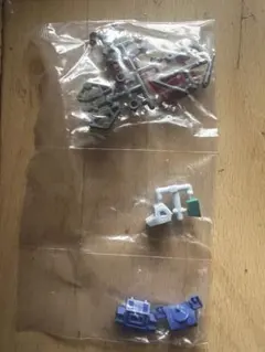 バンダイ V作戦ビスケット 組立式ミニキット ガンタンク
