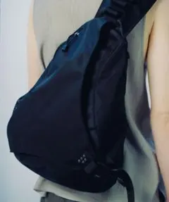 【WYM × MUSINSA】　Crossbody Sling Bagのサムネイル