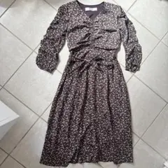 美品 トッコクローゼット花柄長袖シャツワンピース