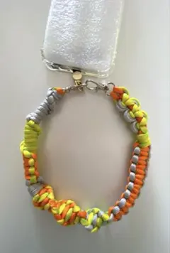 ハンドストラップ　スマホストラップ　パラコード　ハンドメイド