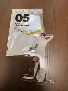 ALPHAZ アクリルキーホルダー、トレカ1枚/CHISA チサ ✧°新品✧° XG 公式 グッズ ALPHAZ くじ 04 トレジャー トローブ アクリル キー