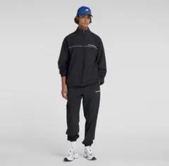 New Balance セットアップ　ウーブントラックのサムネイル