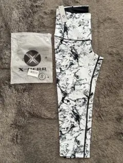 Item thumbnail for item 08be0889-44e9-414b-8a9e-6527cd412a52