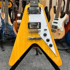 KガレージフライングVタイプ スピーカー内蔵ミニギター ピンク - メルカリ
