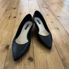 FABIO RUSCONI 黒　ポインテッドトゥ パンプス ローヒール