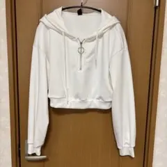 SHEIN ホワイト クロップドパーカー L