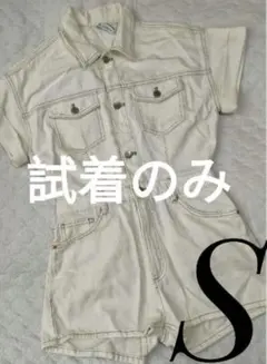 【試着のみ】ZARAザラ　デニムロンパース　ホワイト　Sのサムネイル