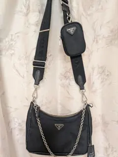 PRADA Re-Edition 2005 ショルダーバッグのサムネイル
