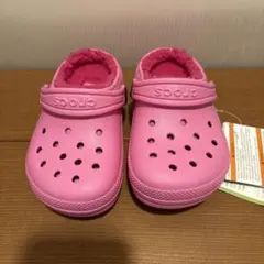 Crocs ピンク サンダル