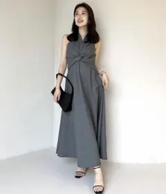 anuans アニュアンス ツイストギャザーワンピース グレー