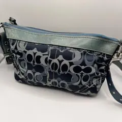 コーチCOACHサコッシュ型ショルダー　ネイビーライトブルー　F14198