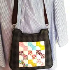 パッチワークのショルダーバッグ