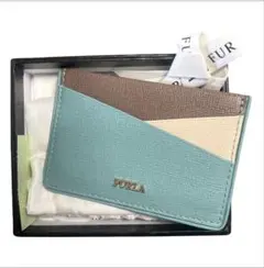 美品FURLA バイカラー レザー パスケース カードケース