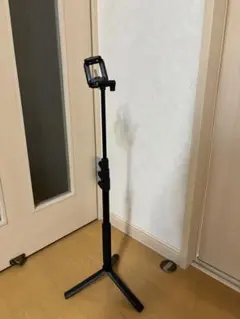 自撮り棒・三脚 ブラック 高さ調整可能 最長140㎝