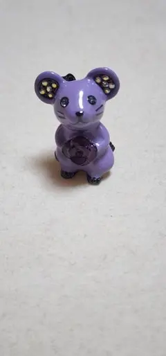 ネズミブローチのサムネイル