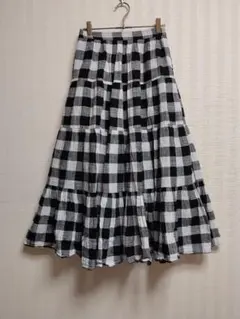 【axes femme】ふんわりティアードフレアスカート　白黒チェックのサムネイル