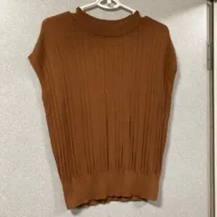 ブラウン ノースリーブ ニット