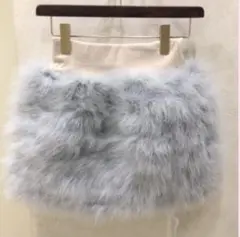 ★美品★ ラベルエチュード　フェザー　スカートのサムネイル