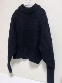 【SALE】h&m ケーブル編みニットトップス　セーター