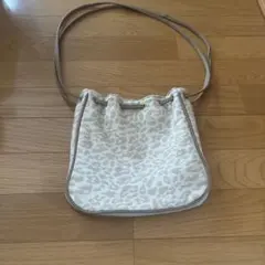 ショルダーバッグのサムネイル