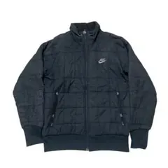 NIKE ジャケット 防寒 ブラック ポイント刺繍 スポーツ 中綿