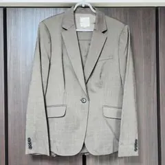 組曲 KUMIKYOKU スカートスーツ ブラウン系