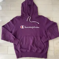 【お得！処分前】champion チャンピオン　トップス　ロゴ　パーカー M 紫