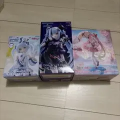 ミクフィギュアまとめ売り　桜ミク　雪ミクぬーどるストッパー　雪ミク×クロミ
